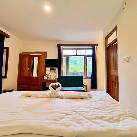 Tourist Hotel 10 Minutes Walking Distance From The Mall Manali  Exterior photo