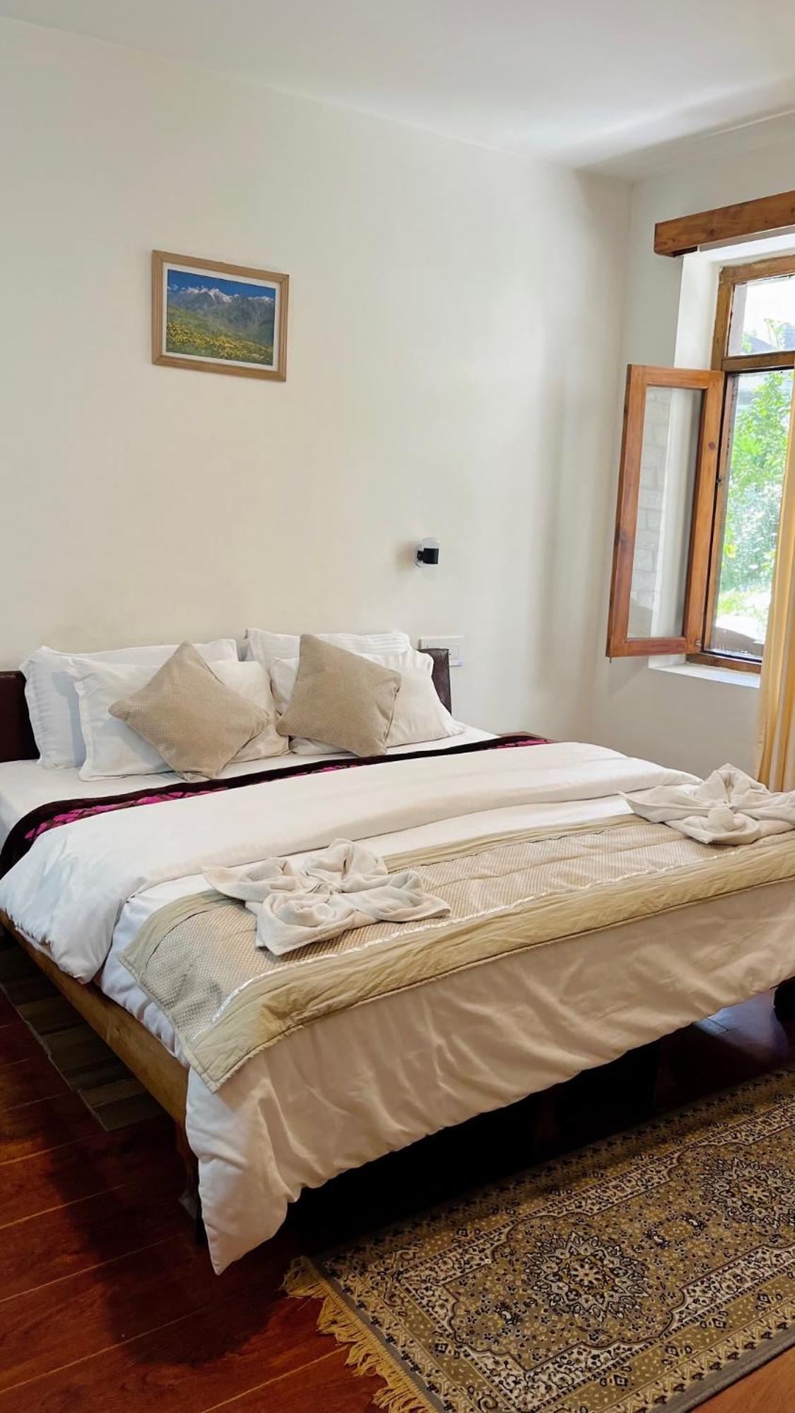 Tourist Hotel 10 Minutes Walking Distance From The Mall Manali  Exterior photo
